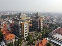 M Kuliah Reguler Siang Prestasi Foto Home 1